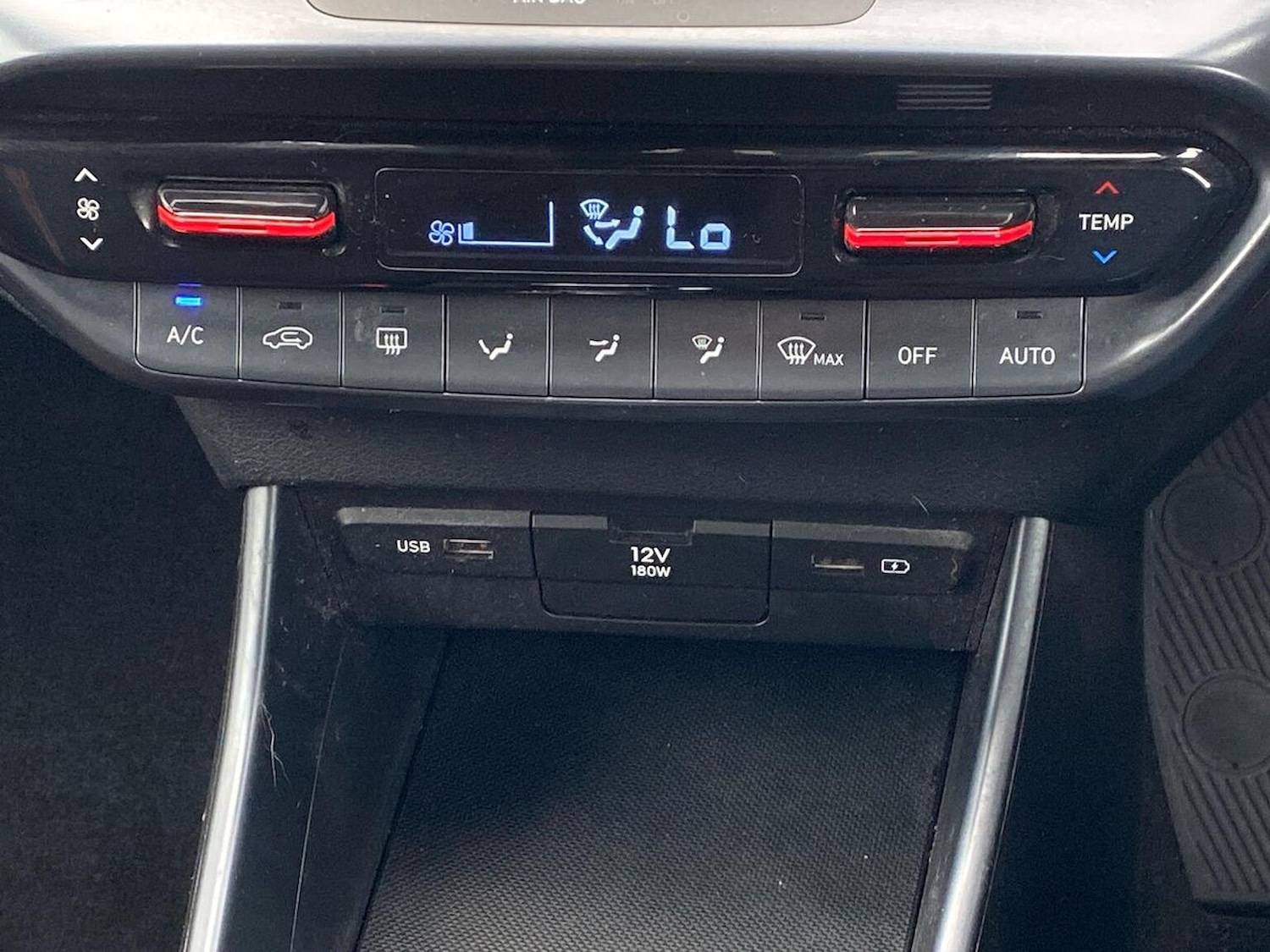 Used Hyundai i20 2024 for sale - 75575566: Photo 12