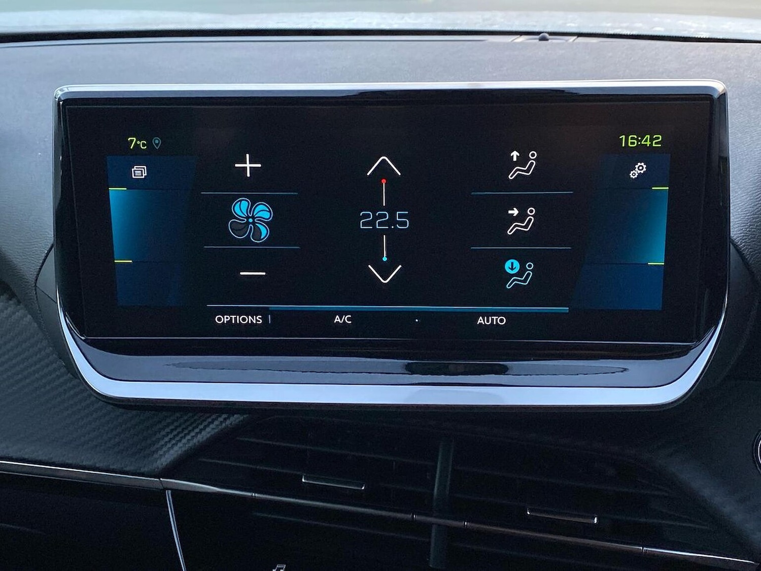 Used Peugeot 2008 2022 for sale - 77065747: Photo 12