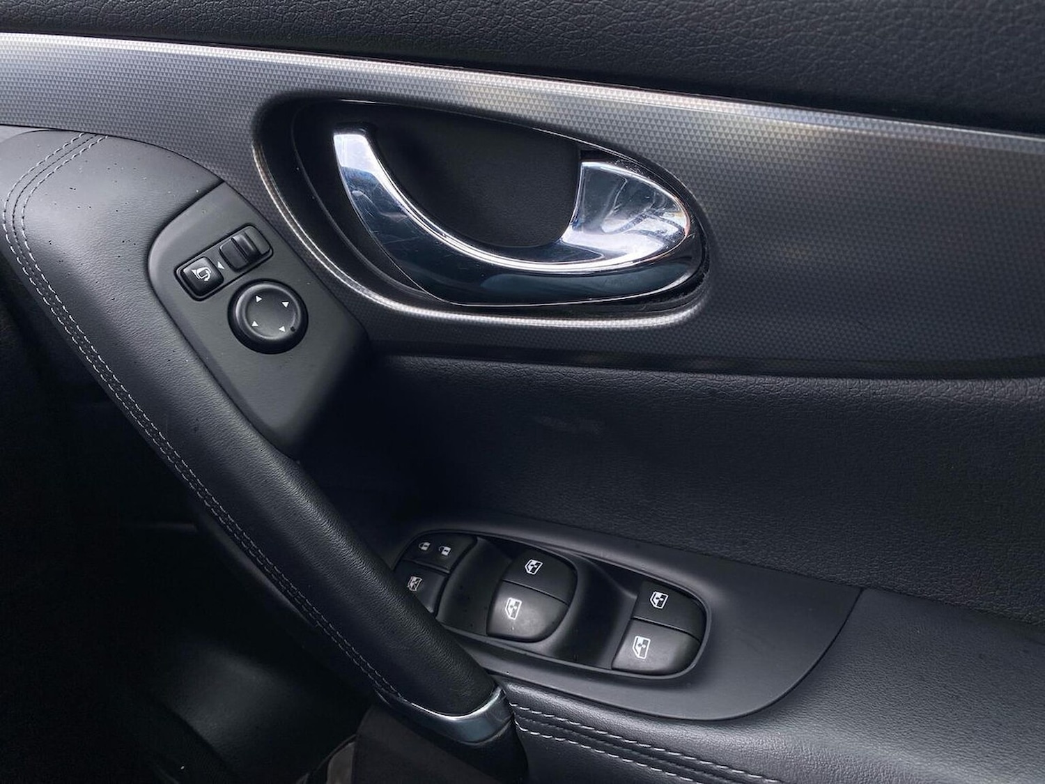 Used Nissan Qashqai 2018 for sale - 77973941: Photo 21