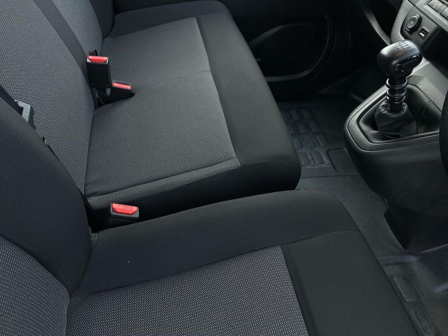 Used Peugeot Expert 2023 for sale - 76879681: Photo 13