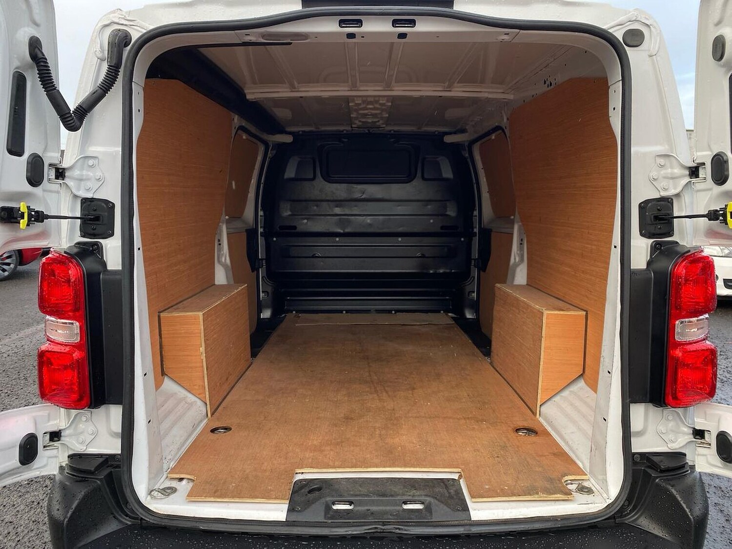 Used Peugeot Expert 2023 for sale - 76879681: Photo 17