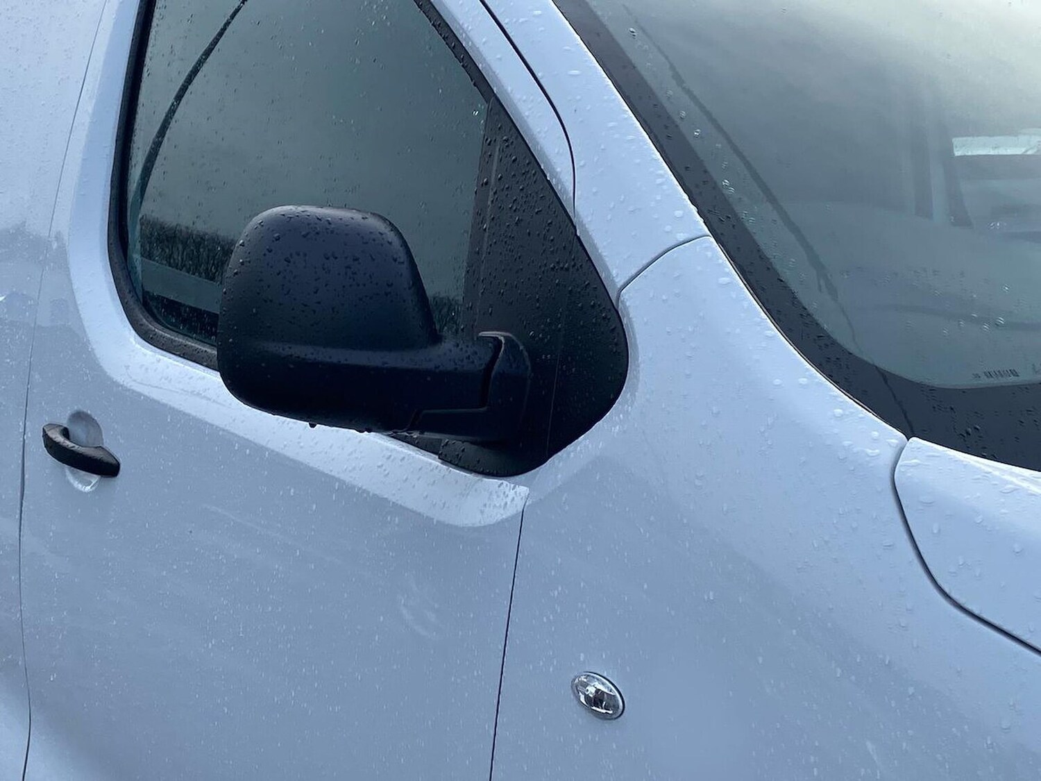 Used Peugeot Expert 2023 for sale - 76879681: Photo 32