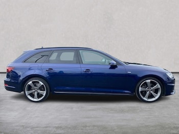 Used Audi A4 2019 for sale - 76065621: Photo