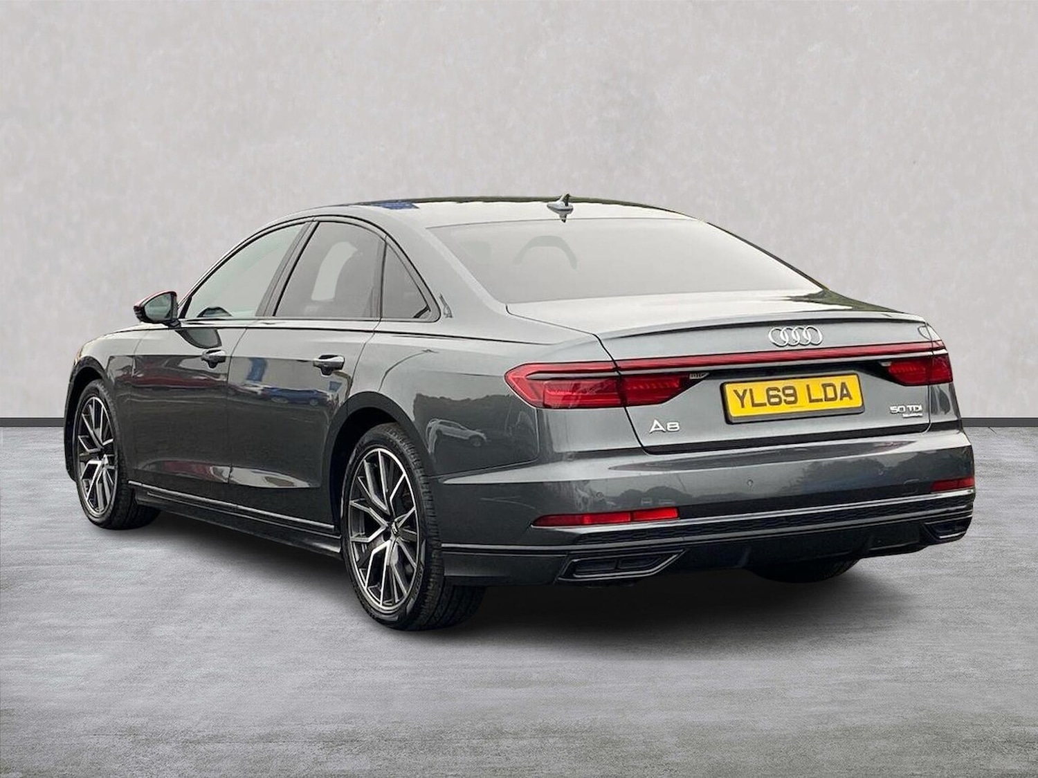 Used Audi A8 2020 for sale - 76164948: Photo 2