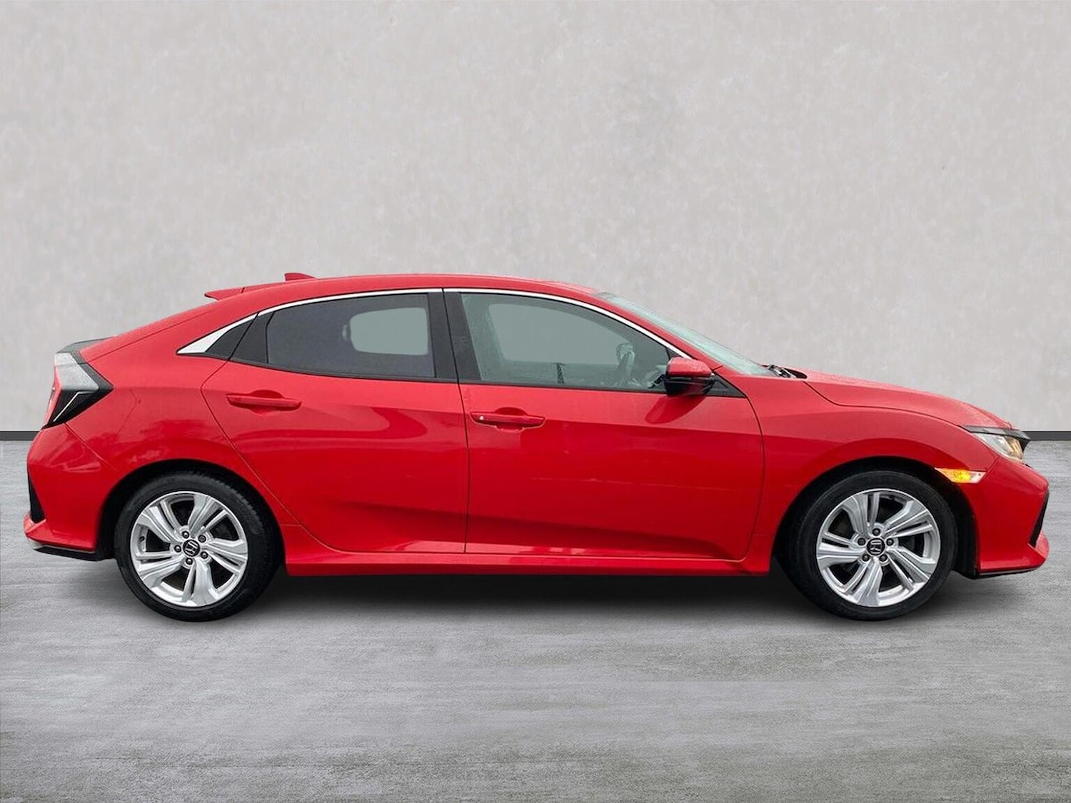 Used Honda Civic 2019 for sale - 76968963: Photo 3