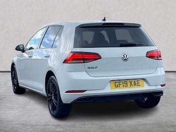 Used Volkswagen Golf 2019 for sale - 78566899: Photo