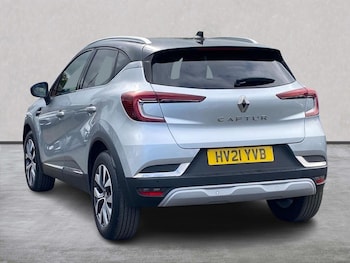 Used Renault Captur 2021 for sale - 79557240: Photo