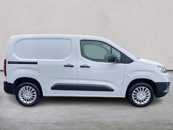 Used Toyota ProAce 2024 for sale - 78847843: Photo