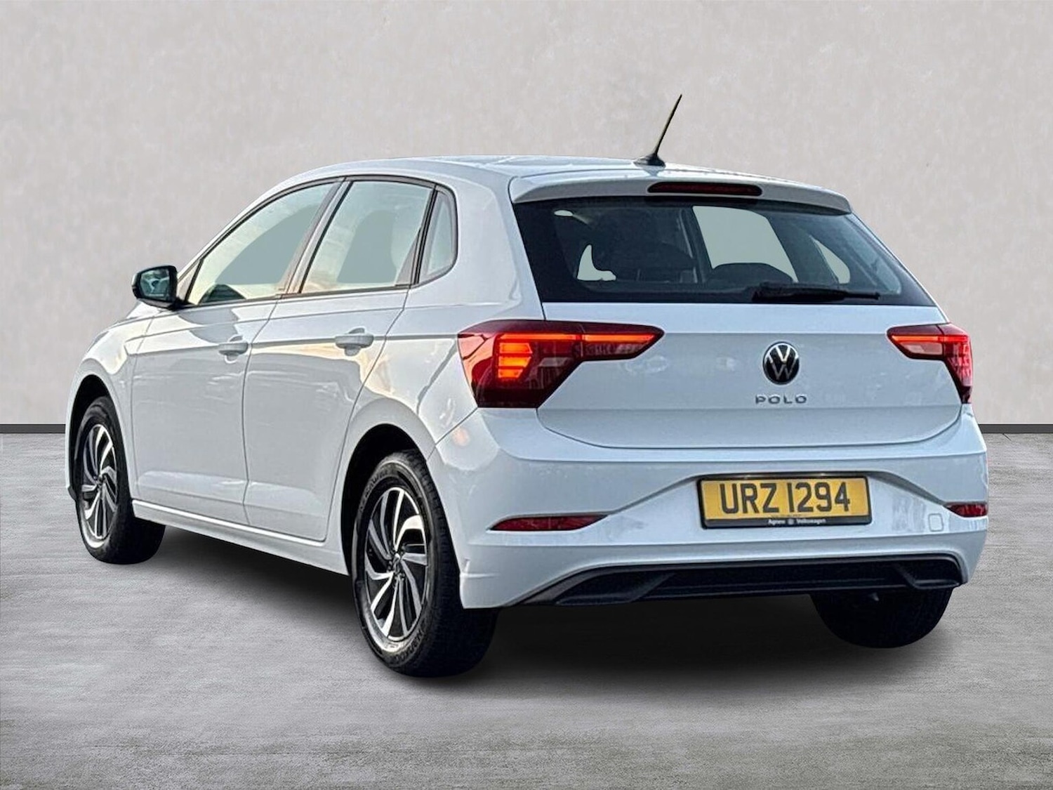 Used Volkswagen Polo 2022 for sale - 76931603: Photo 2