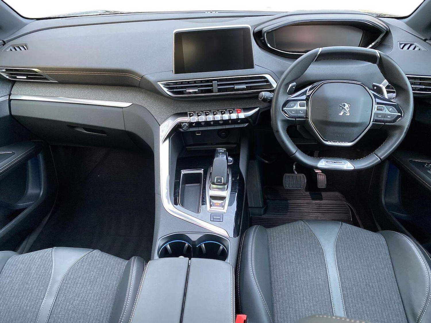 Used Peugeot 3008 2020 for sale - 76945901: Photo 8