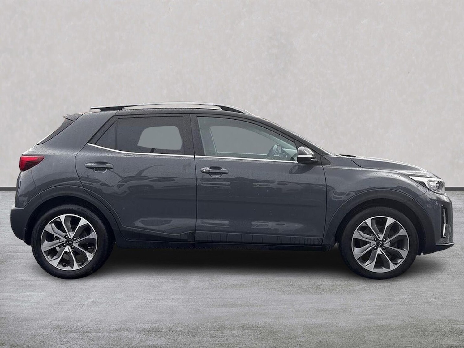 Used Kia Stonic 2021 for sale - 76541886: Photo 3