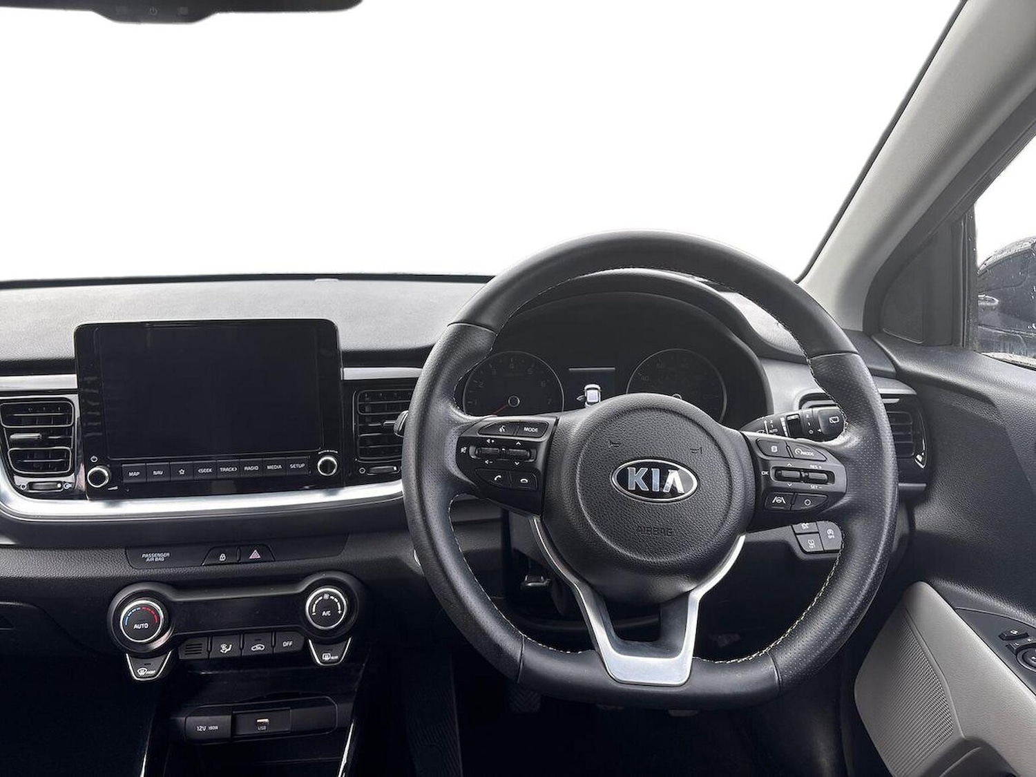 Used Kia Stonic 2021 for sale - 76541886: Photo 9