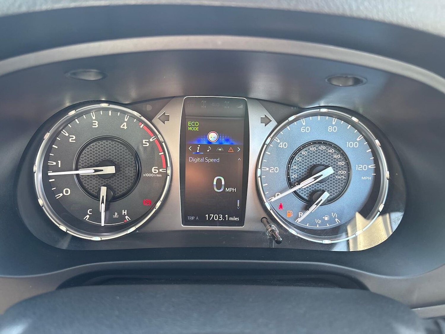 Used Toyota Hilux 2021 for sale - 76605564: Photo 10