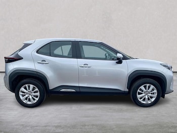 Used Toyota Yaris Cross 2022 for sale - 78502453: Photo