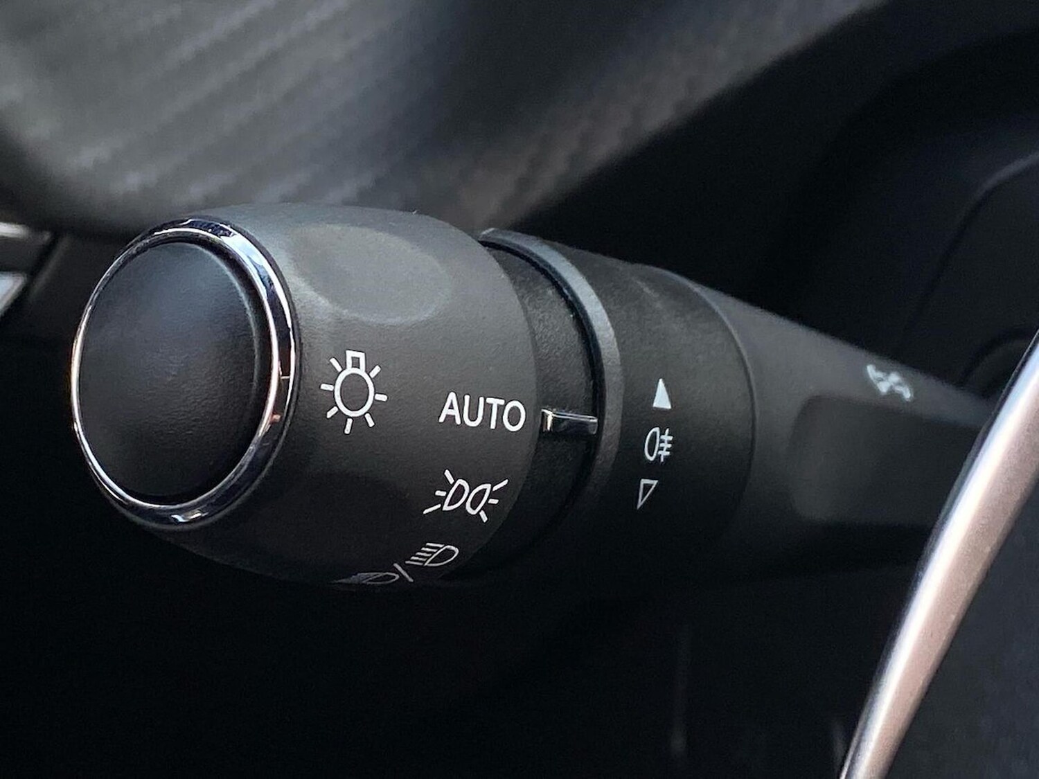 Used Peugeot 2008 2024 for sale - 75774539: Photo 29