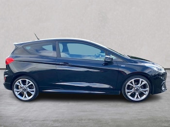Used Ford Fiesta 2018 for sale - 79463295: Photo