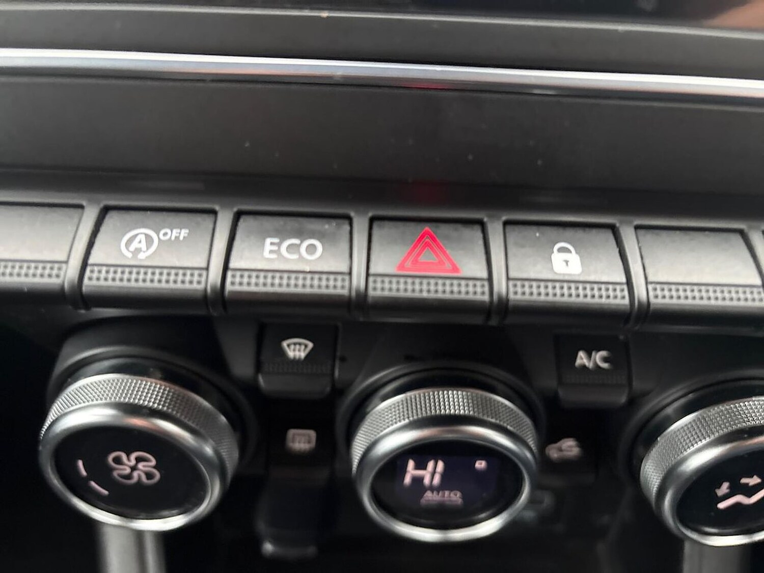 Used Renault Captur 2020 for sale - 78122789: Photo 22