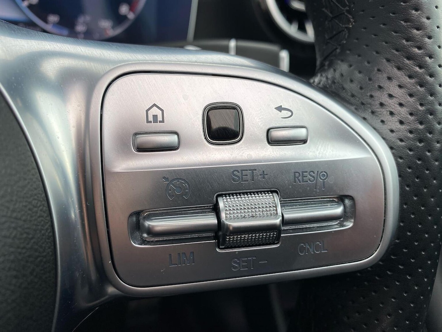 Used Mercedes-Benz E Class 2018 for sale - 76559827: Photo 26