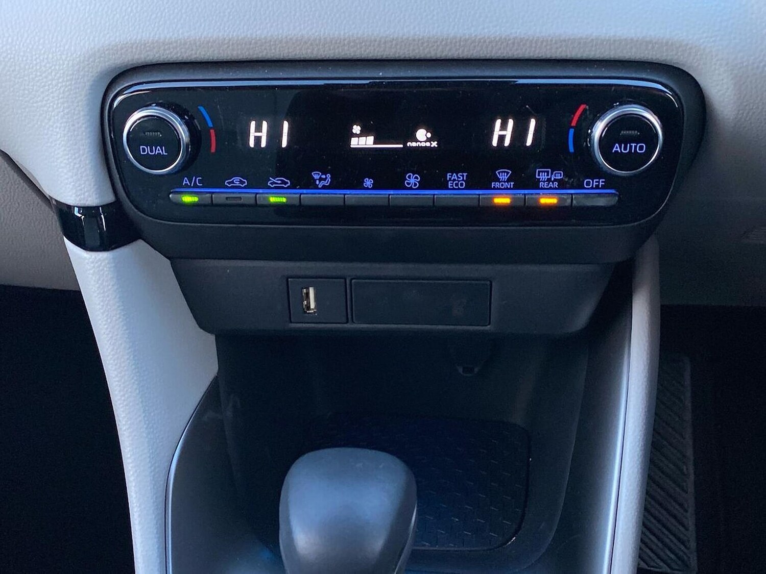 Used Toyota Yaris 2023 for sale - 77707411: Photo 12