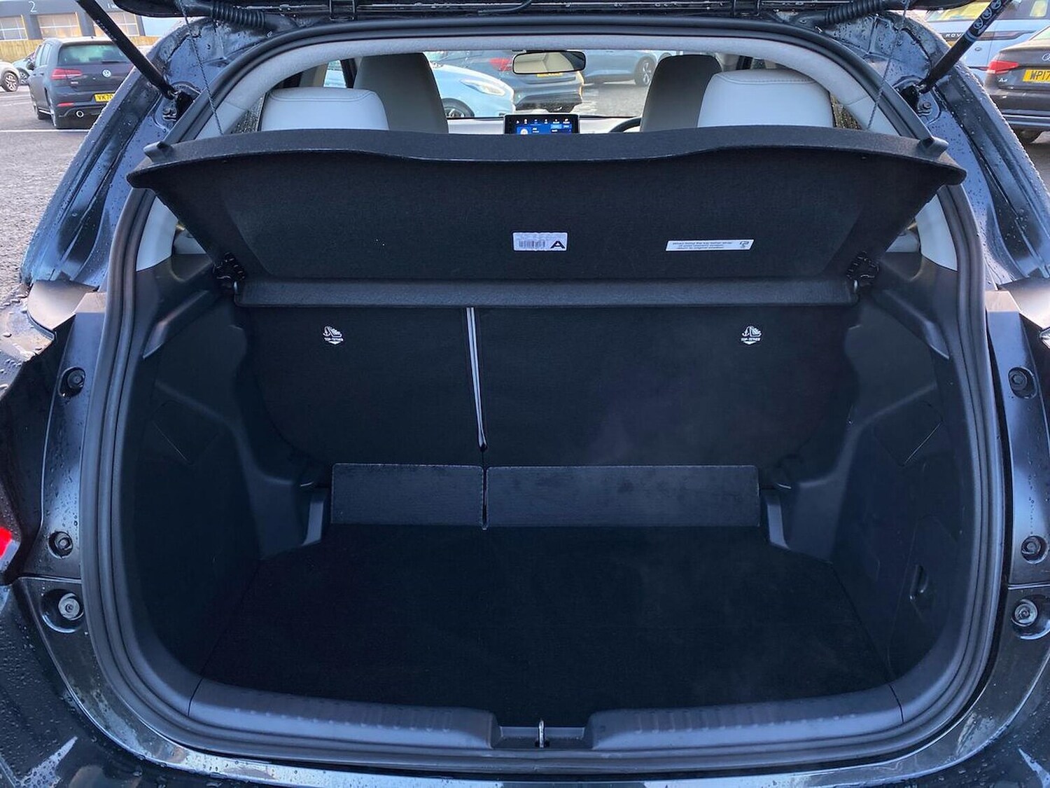 Used Toyota Yaris 2023 for sale - 77707411: Photo 17