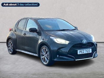 Used Toyota Yaris 2023 for sale - 77707411: Photo