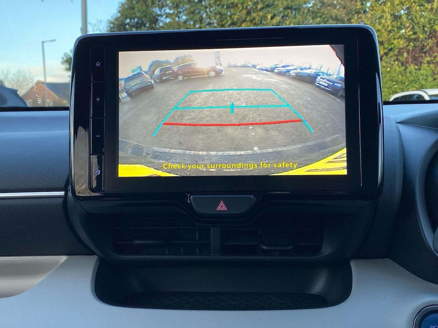 Used Toyota Yaris 2023 for sale - 77707411: Photo 23