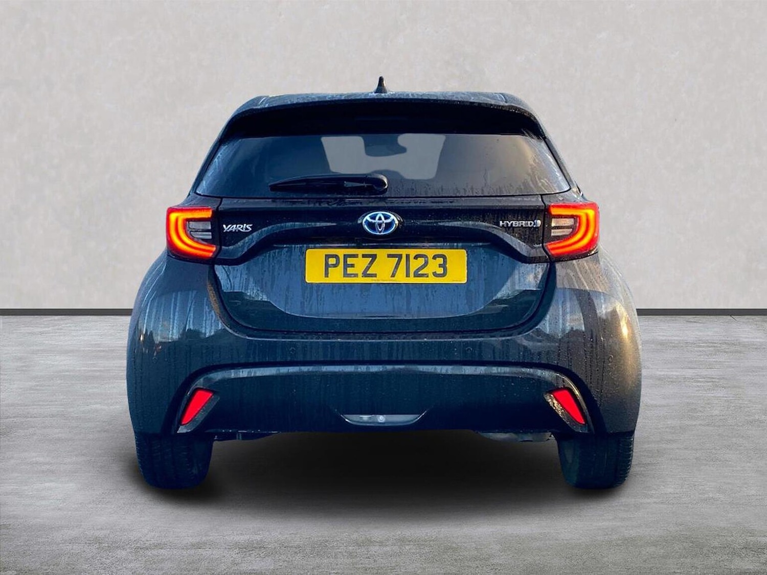 Used Toyota Yaris 2023 for sale - 77707411: Photo 4