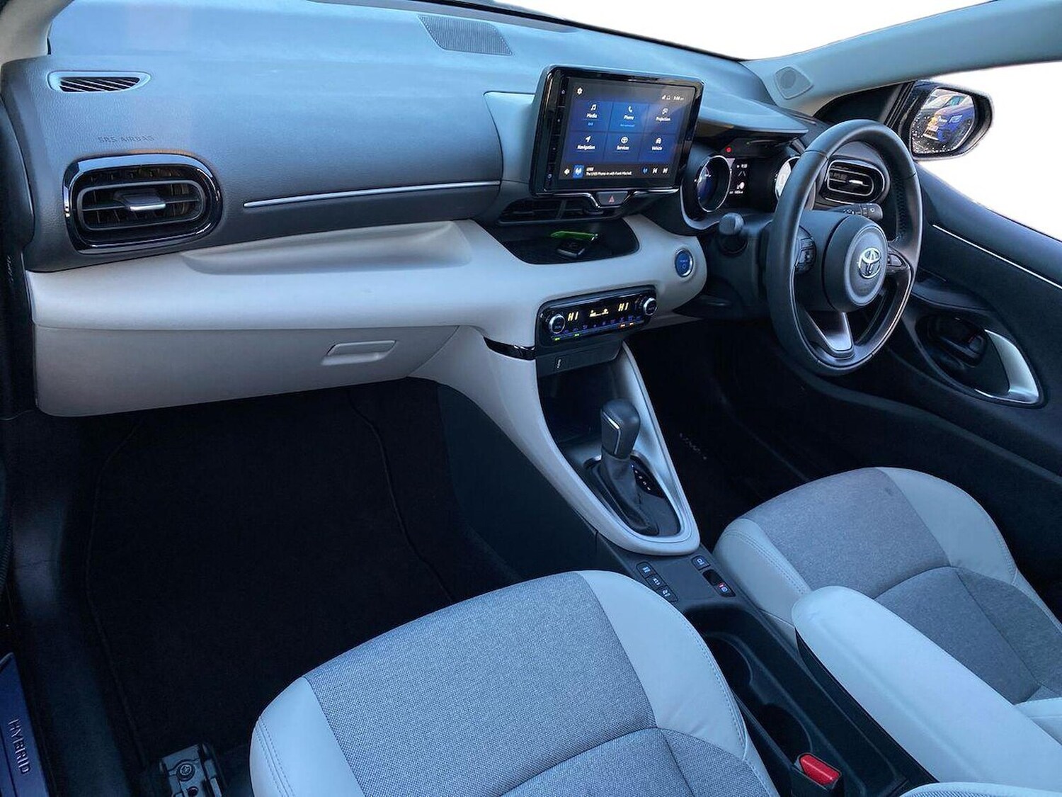 Used Toyota Yaris 2023 for sale - 77707411: Photo 7