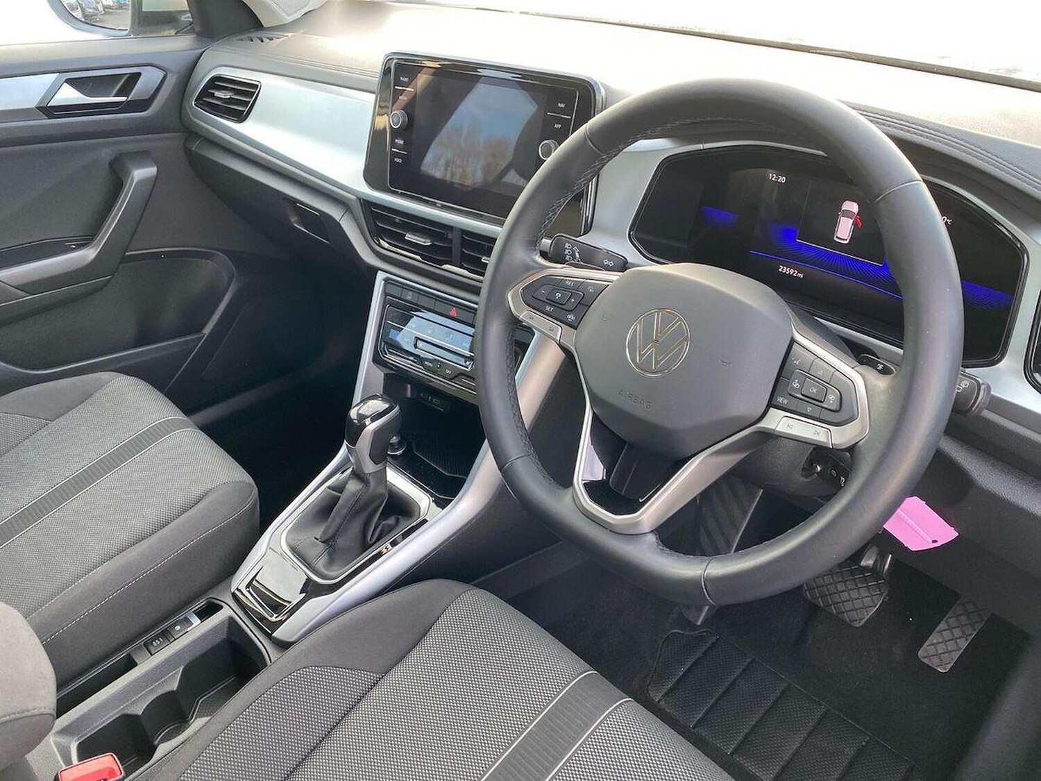 Used Volkswagen T-Roc 2022 for sale - 77003680: Photo 15