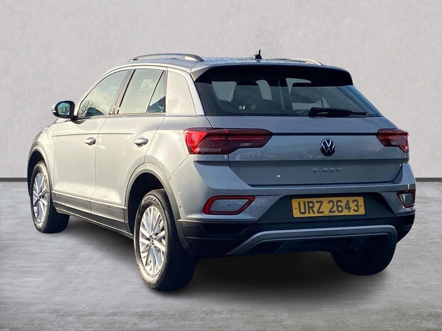 Used Volkswagen T-Roc 2022 for sale - 77003680: Photo 2