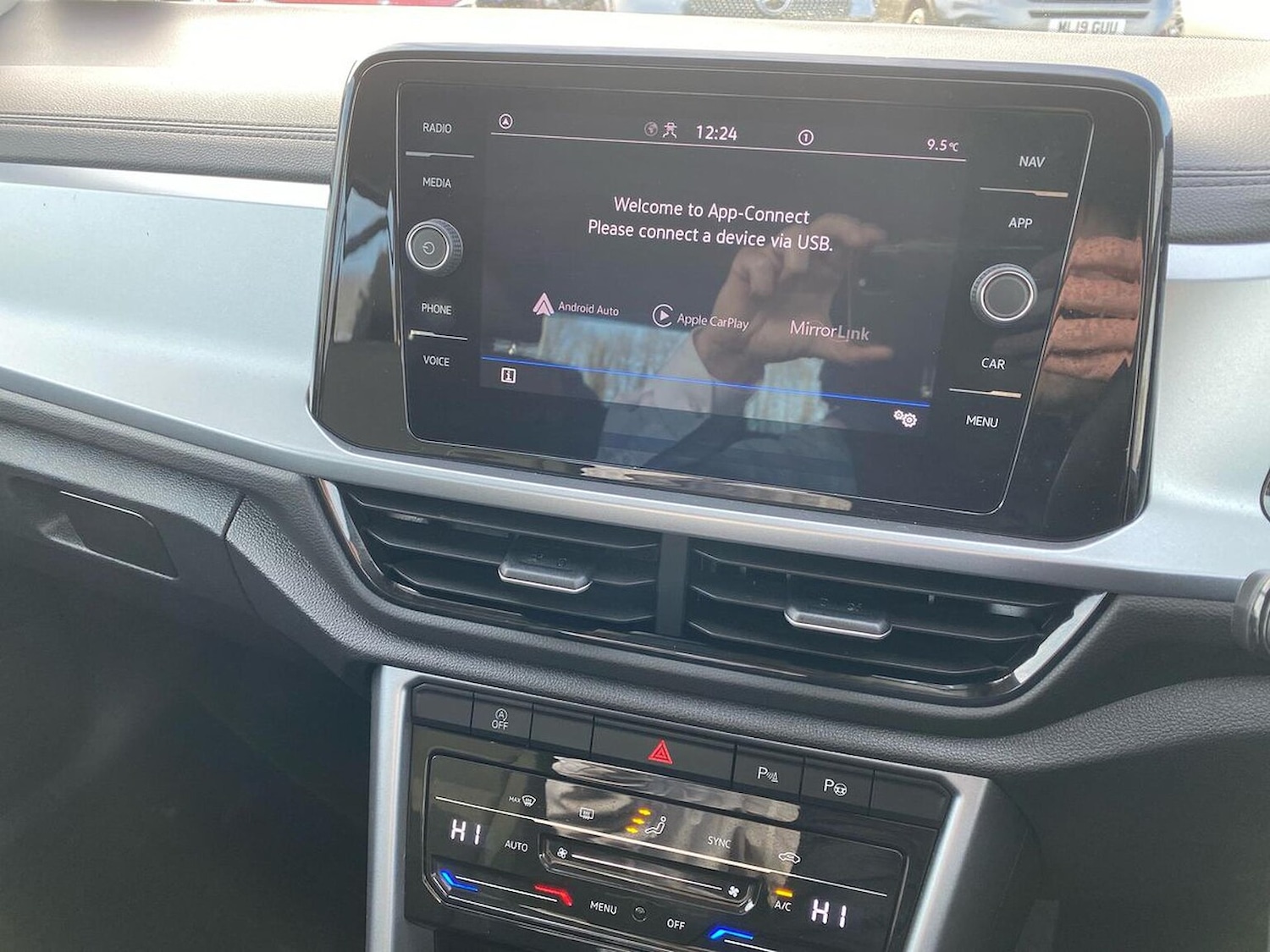 Used Volkswagen T-Roc 2022 for sale - 77003680: Photo 25