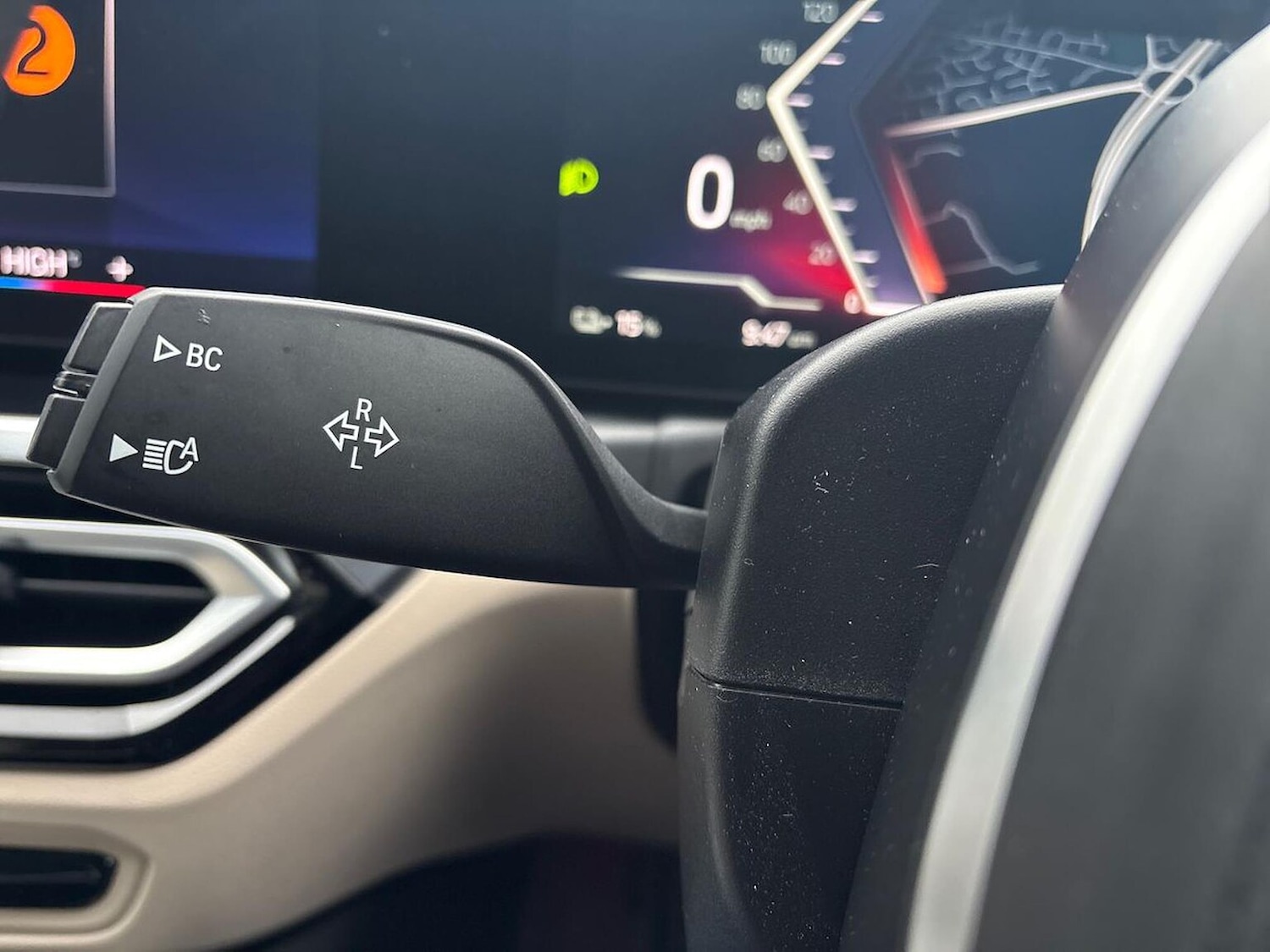 Used BMW i4 2022 for sale - 76682552: Photo 27