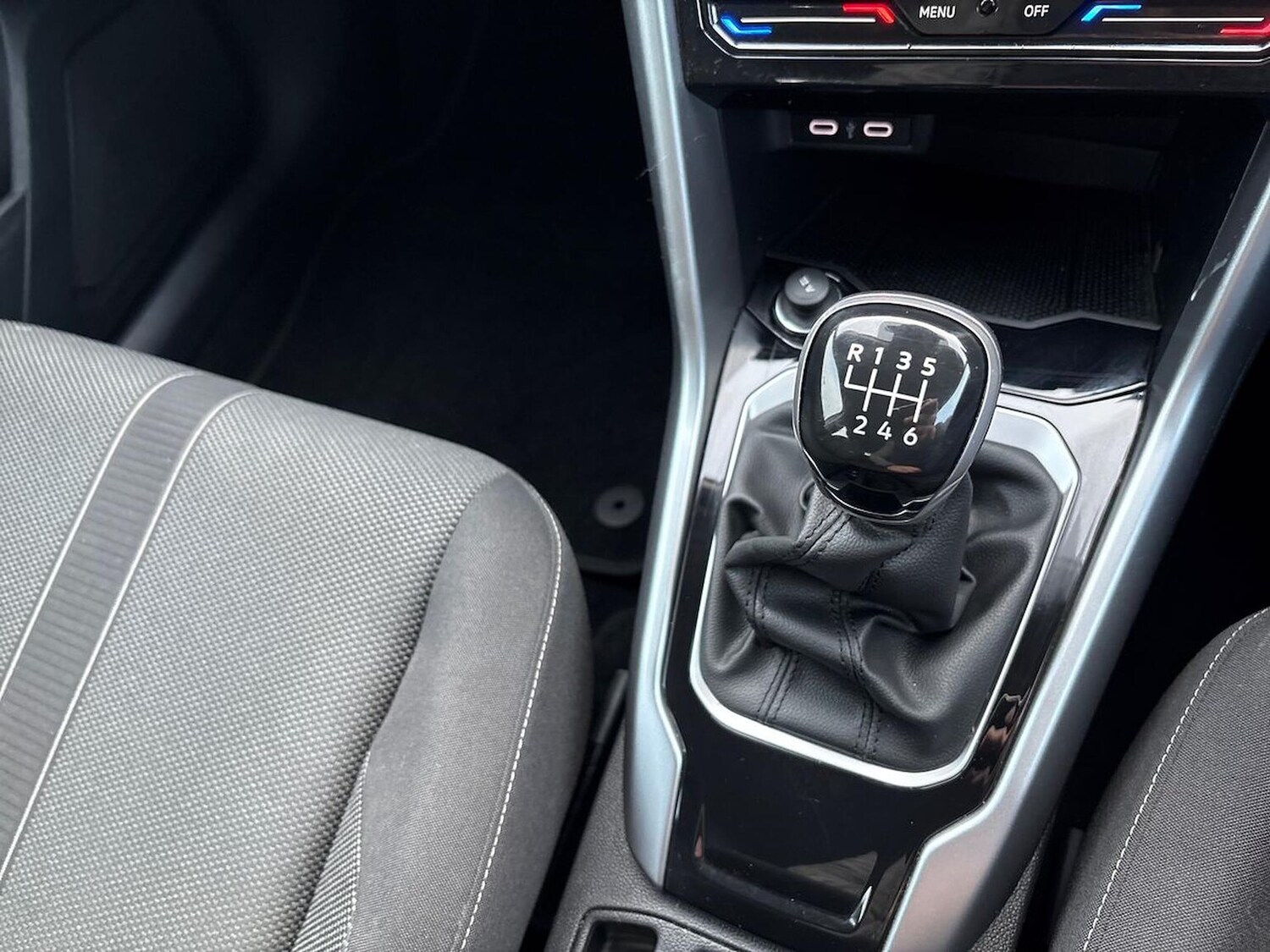 Used Volkswagen T-Roc 2022 for sale - 77489136: Photo 13