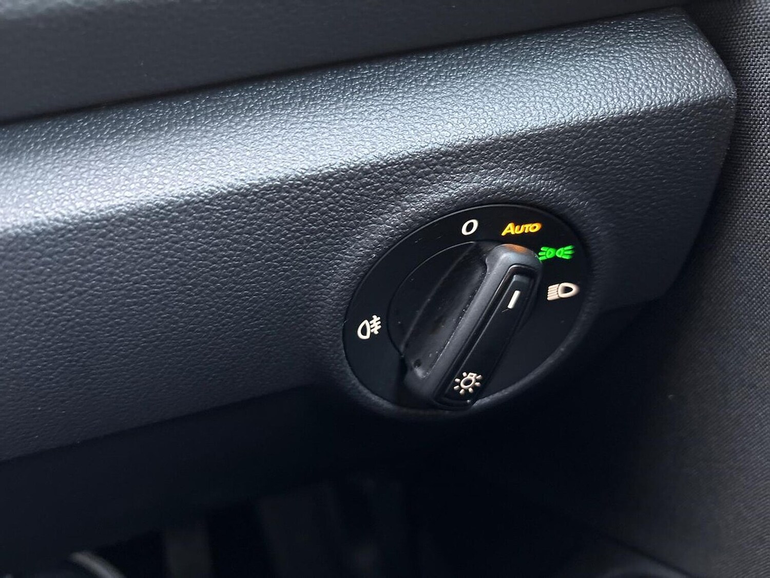 Used Volkswagen T-Roc 2022 for sale - 77489136: Photo 27