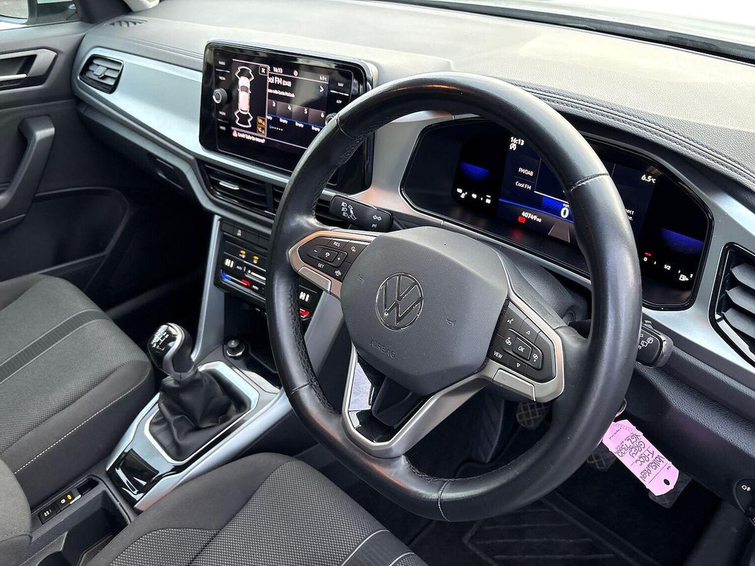 Used Volkswagen T-Roc 2022 for sale - 77489136: Photo 9