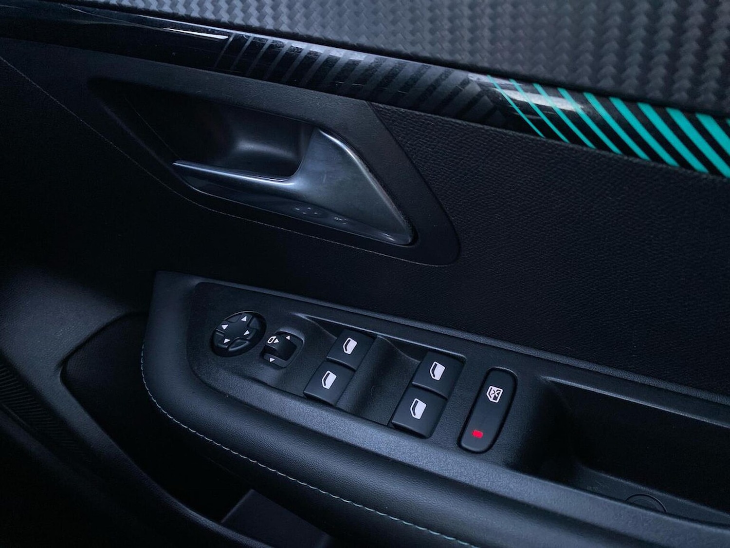 Used Peugeot 208 2020 for sale - 76785224: Photo 21