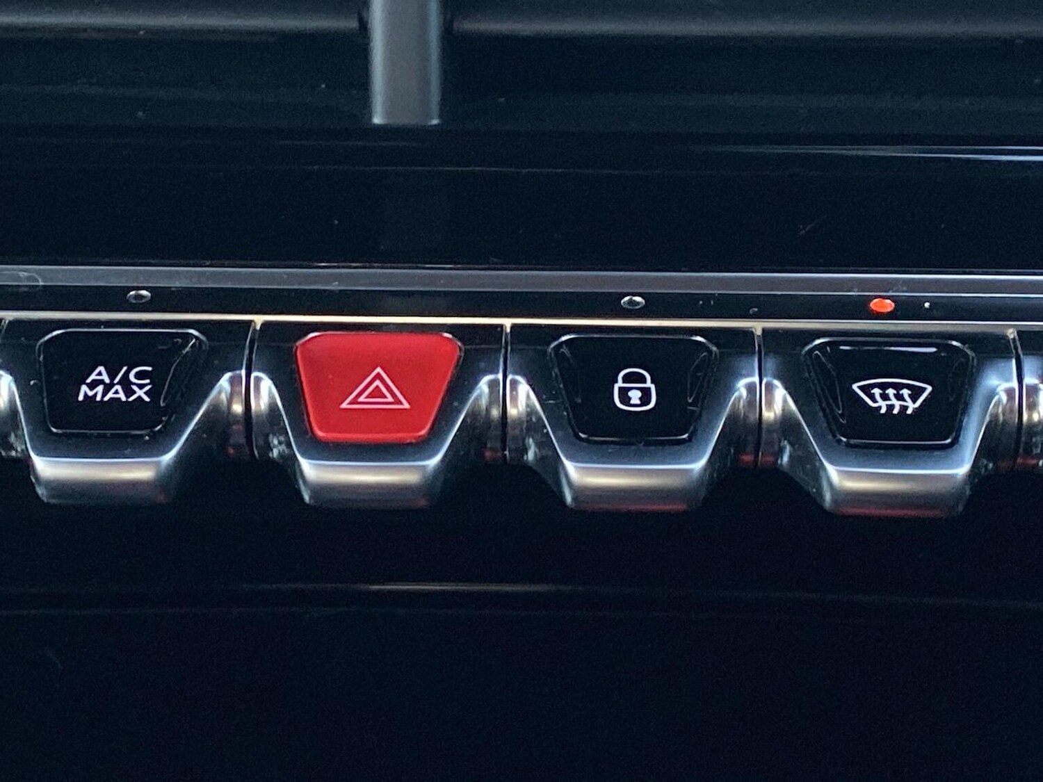 Used Peugeot 208 2020 for sale - 76785224: Photo 22