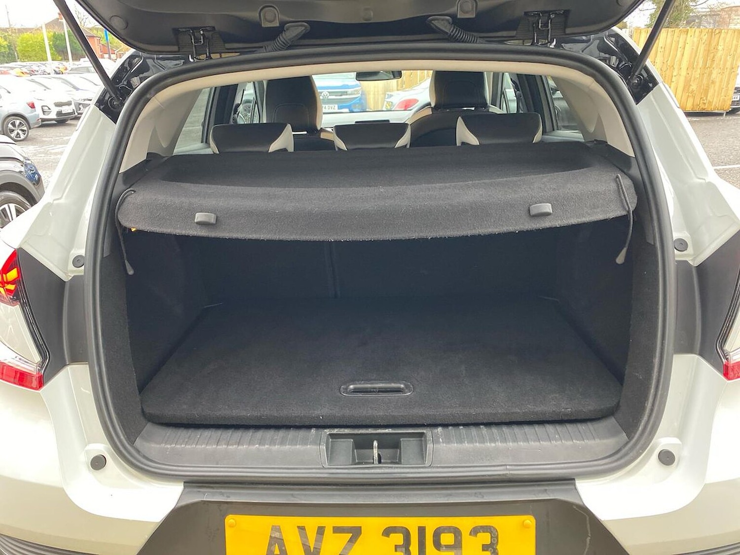 Used Renault Captur 2022 for sale - 76859233: Photo 17