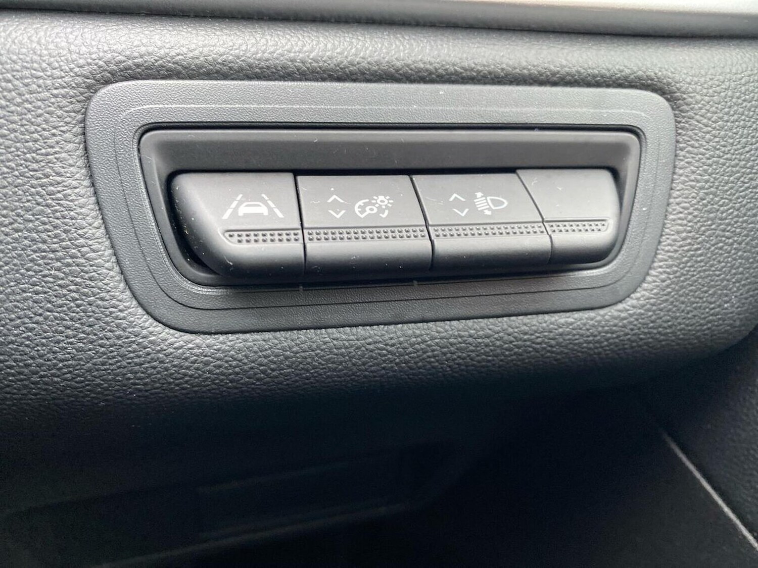 Used Renault Captur 2022 for sale - 76859233: Photo 22