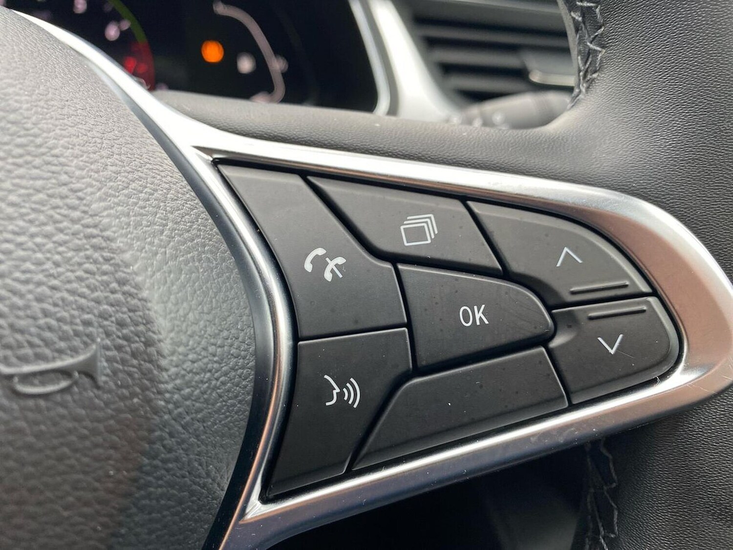 Used Renault Captur 2022 for sale - 76859233: Photo 24