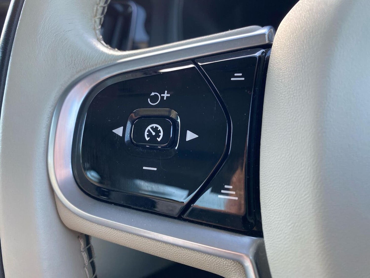 Used Volvo S60 2019 for sale - 77056775: Photo 27