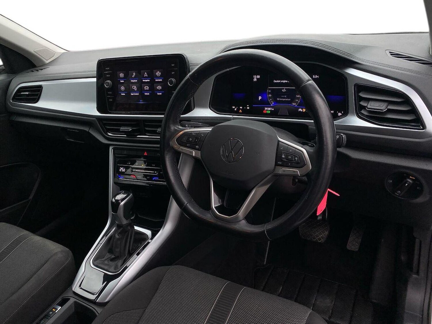 Used Volkswagen T-Roc 2023 for sale - 77701340: Photo 15