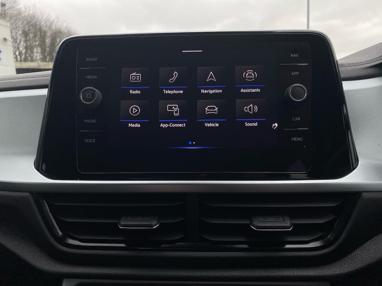 Used Volkswagen T-Roc 2023 for sale - 77701340: Photo 24