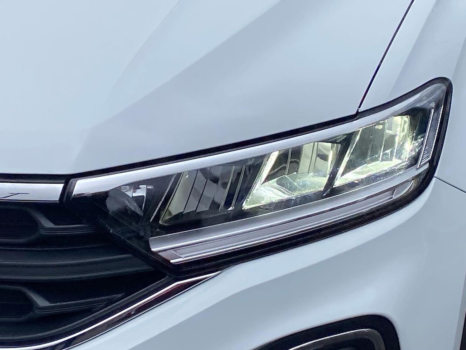 Used Volkswagen T-Roc 2023 for sale - 77701340: Photo 30