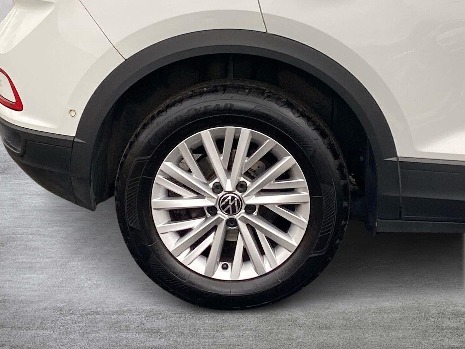 Used Volkswagen T-Roc 2023 for sale - 77701340: Photo 6