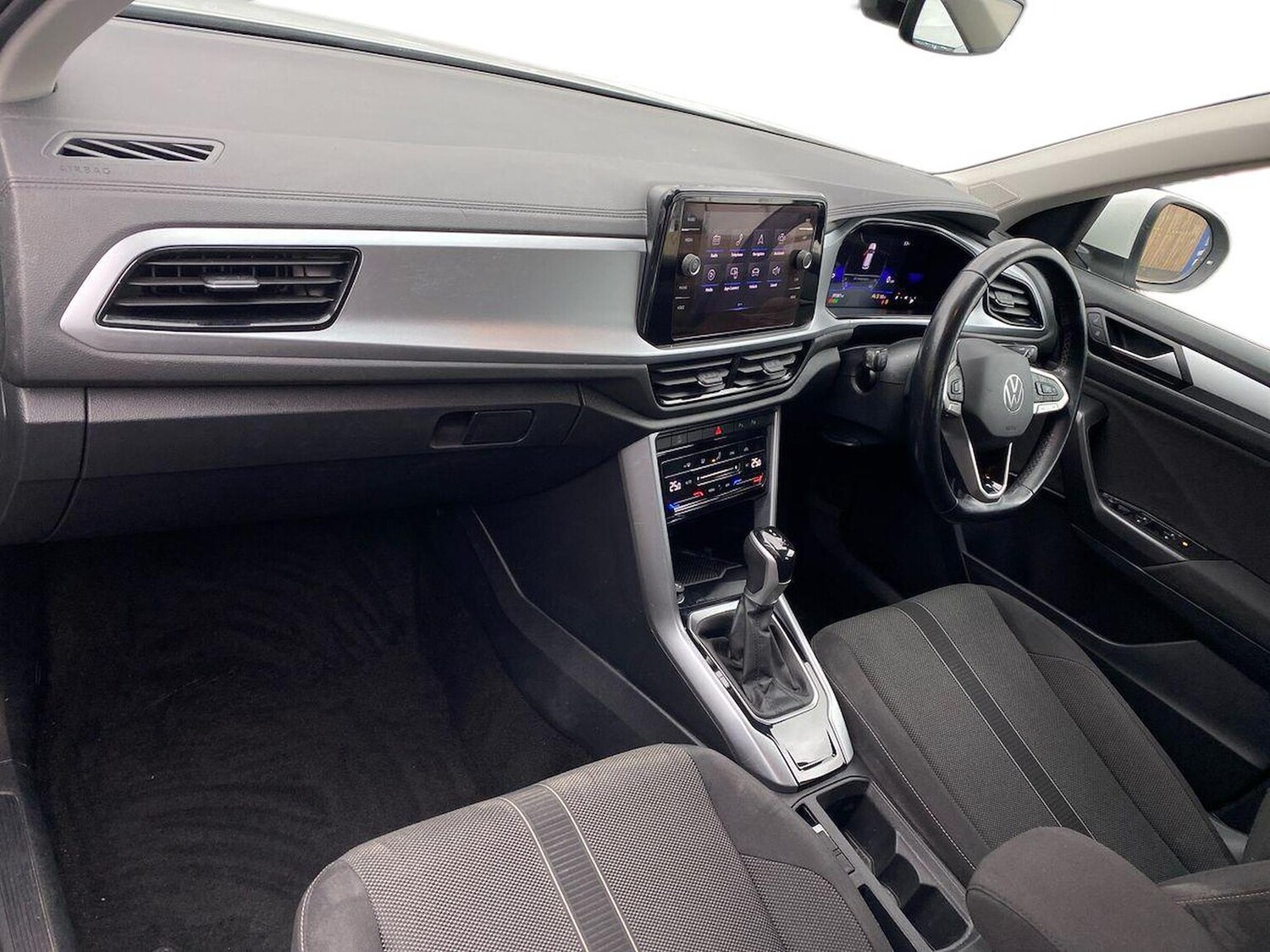 Used Volkswagen T-Roc 2023 for sale - 77701340: Photo 7