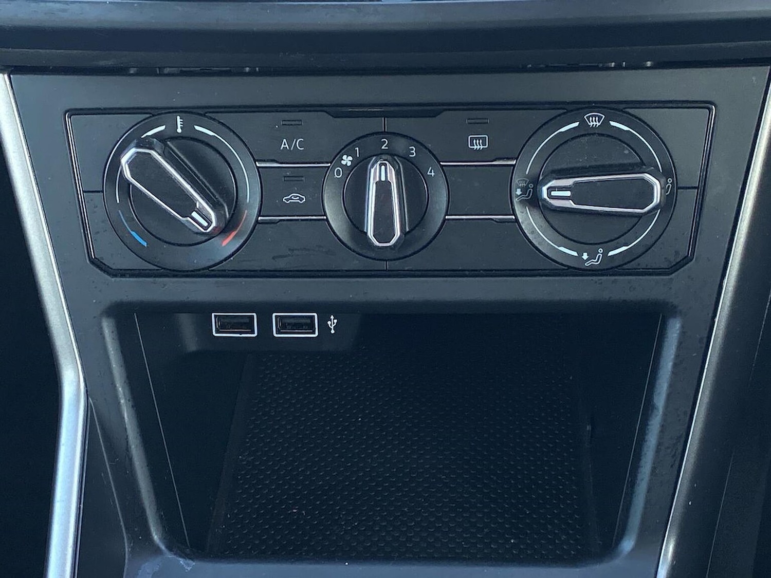 Used Volkswagen Polo 2019 for sale - 76957517: Photo 12