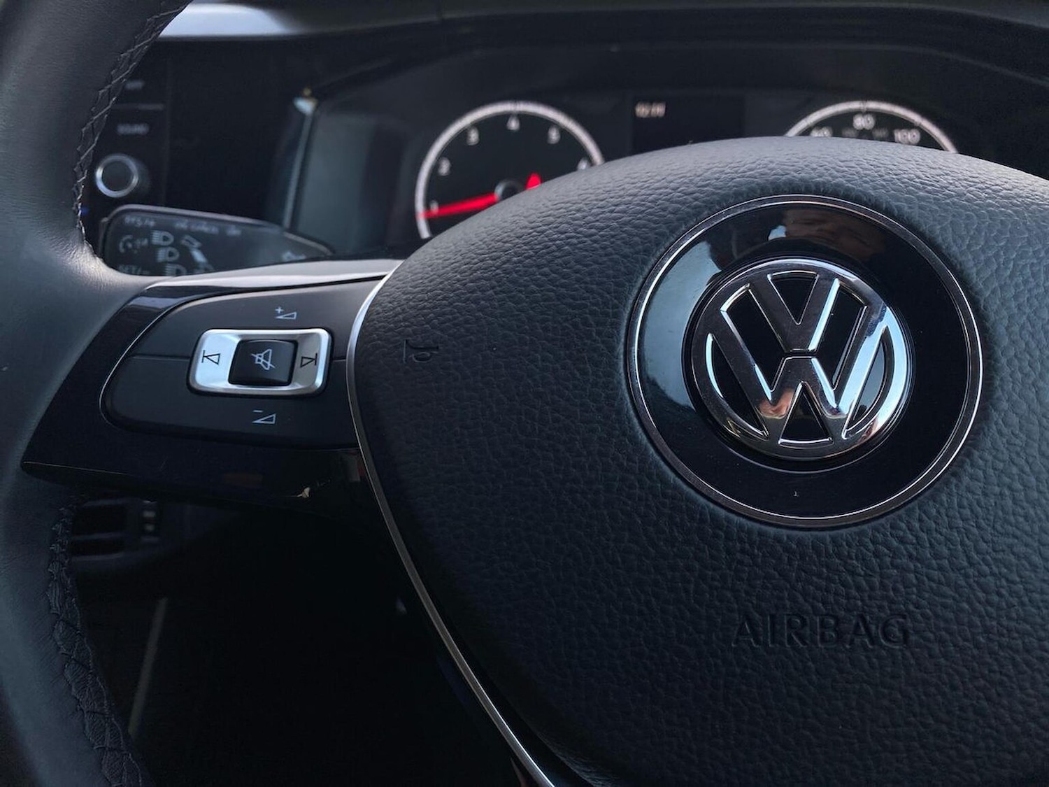 Used Volkswagen Polo 2019 for sale - 76957517: Photo 25