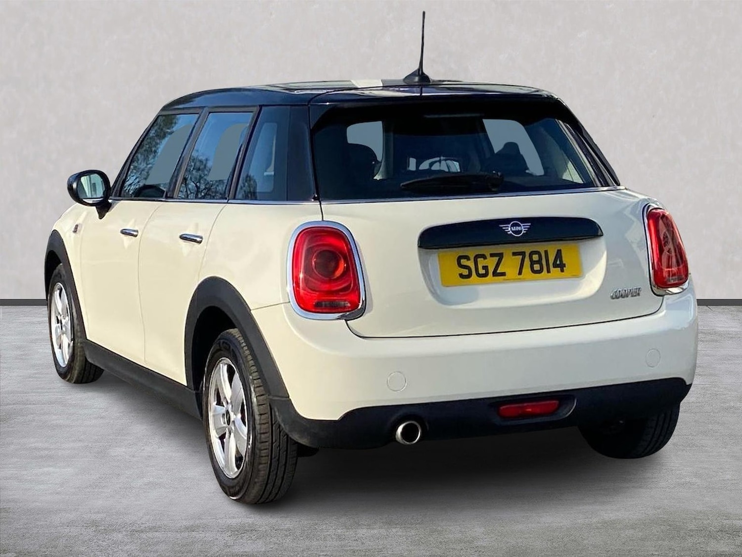 Used MINI Hatch 2020 for sale - 78191010: Photo 4