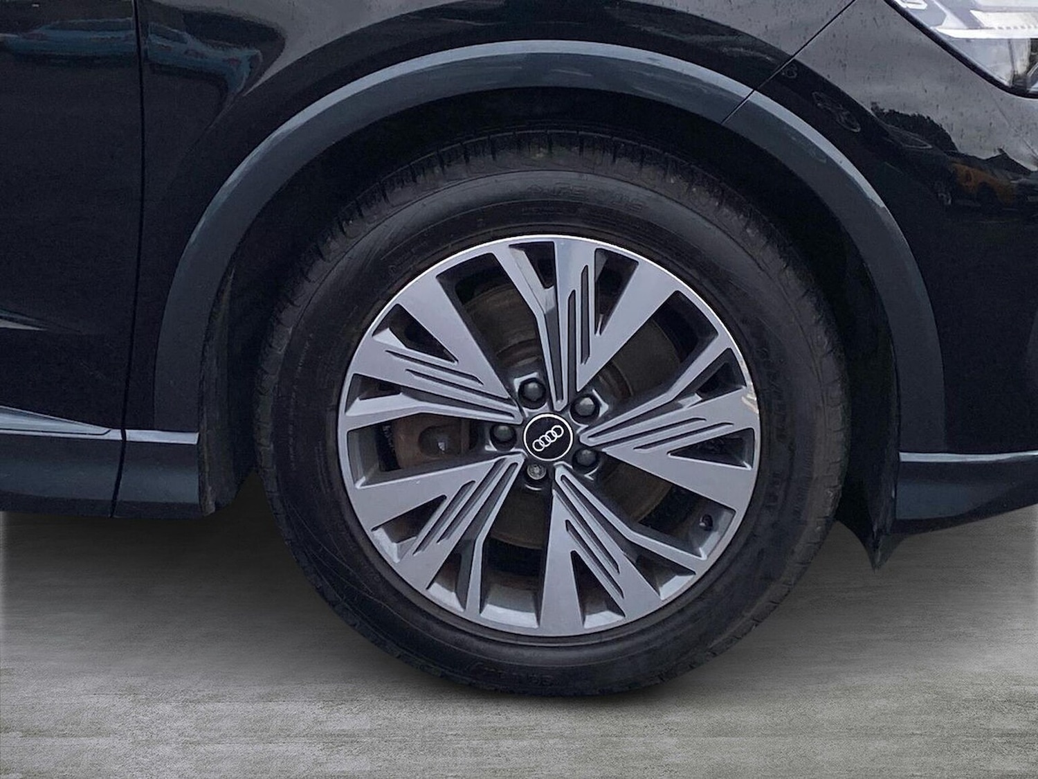 Used Audi Q4 e-tron 2021 for sale - 77616734: Photo 6